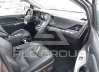2016 Toyota SIENNA фото