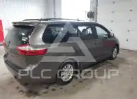 2016 Toyota SIENNA фото