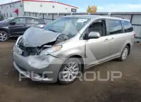 2016 Toyota SIENNA фото