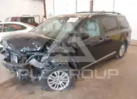 2016 Toyota SIENNA фото