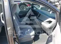2016 Toyota SIENNA photo