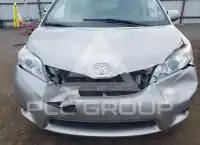 2016 Toyota SIENNA фото