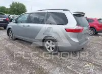 2016 Toyota SIENNA фото