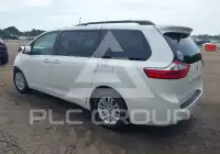 2016 Toyota SIENNA фото