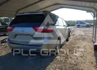 2016 Toyota SIENNA фото