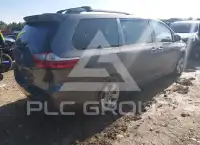 2016 Toyota SIENNA photo