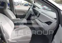 2016 Toyota SIENNA фото