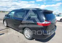 2016 Toyota SIENNA photo