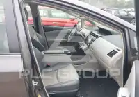 2016 Toyota PRIUS фото