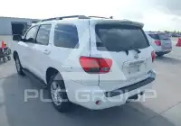 2016 Toyota SEQUOIA фото