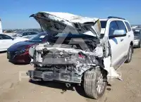 2016 Toyota SEQUOIA фото