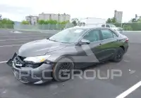 2016 Toyota CAMRY фото