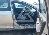 2016 Toyota CAMRY фото