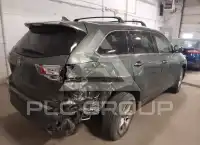 2016 Toyota Highlander photo