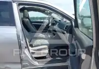 2016 Toyota Highlander photo