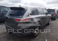 2016 Toyota Highlander photo