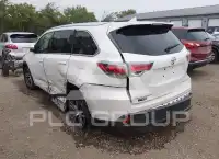 2016 Toyota Highlander photo