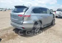 2016 Toyota Highlander фото