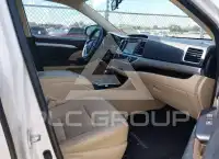 2016 Toyota Highlander фото