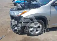 2016 Toyota Highlander фото