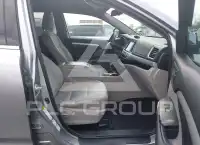 2016 Toyota Highlander фото