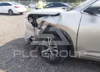 2016 Toyota Highlander фото