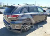 2016 Toyota Highlander фото
