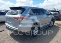 2016 Toyota Highlander фото