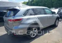 2016 Toyota Highlander фото