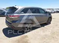 2016 Toyota Highlander фото
