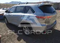 2016 Toyota Highlander photo