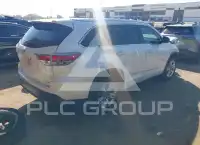 2016 Toyota Highlander photo