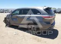 2016 Toyota Highlander фото