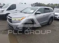 2016 Toyota Highlander photo