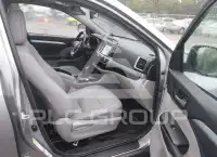 2016 Toyota Highlander photo
