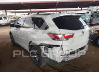 2016 Toyota Highlander photo