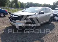 2016 Toyota Highlander фото
