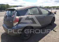 2016 Toyota PRIUS фото