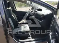 2016 Toyota PRIUS фото
