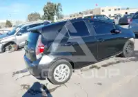 2016 Toyota PRIUS фото
