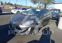 2016 Toyota PRIUS фото