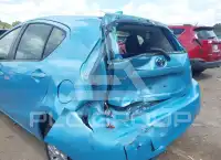 2016 Toyota PRIUS фото