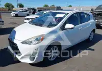 2016 Toyota PRIUS фото