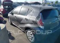 2016 Toyota PRIUS фото