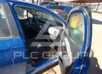 2016 Toyota YARIS фото
