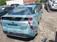 2016 Toyota PRIUS фото
