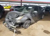 2016 Toyota PRIUS фото