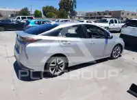 2016 Toyota PRIUS фото