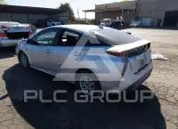 2016 Toyota PRIUS photo