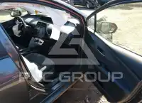 2016 Toyota PRIUS фото